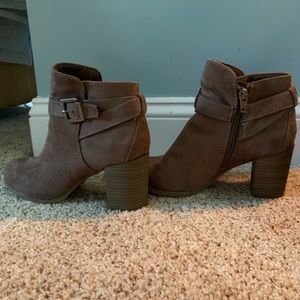 Women’s taupe ankle booties